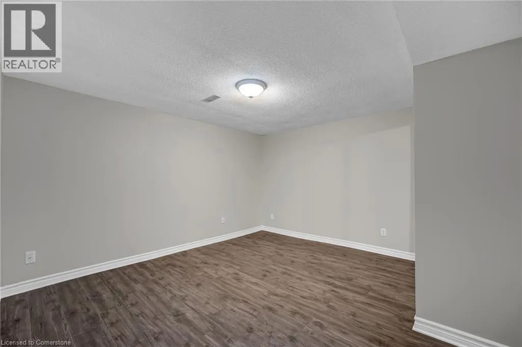 1157 CHARMINSTER Crescent