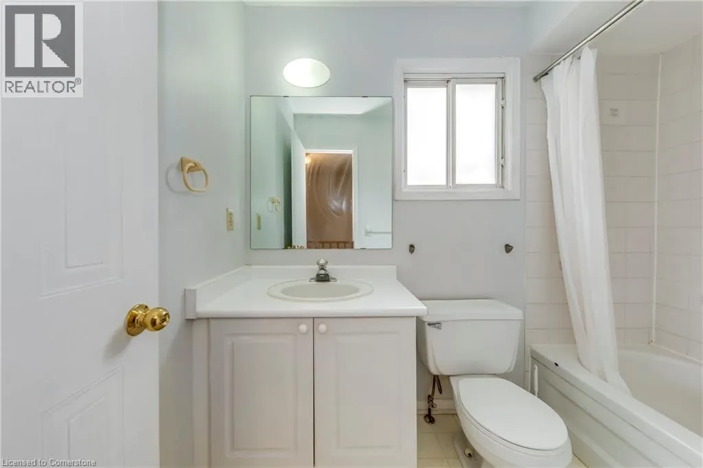 1157 CHARMINSTER Crescent