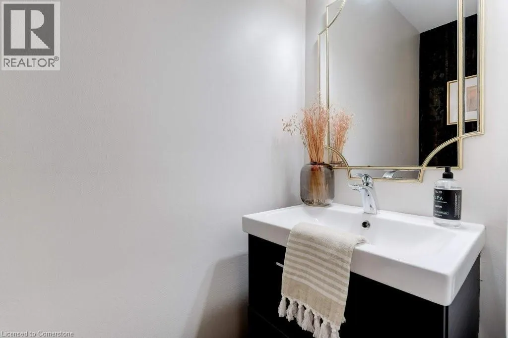 800 UPPER PARADISE Road Unit# 15, #15