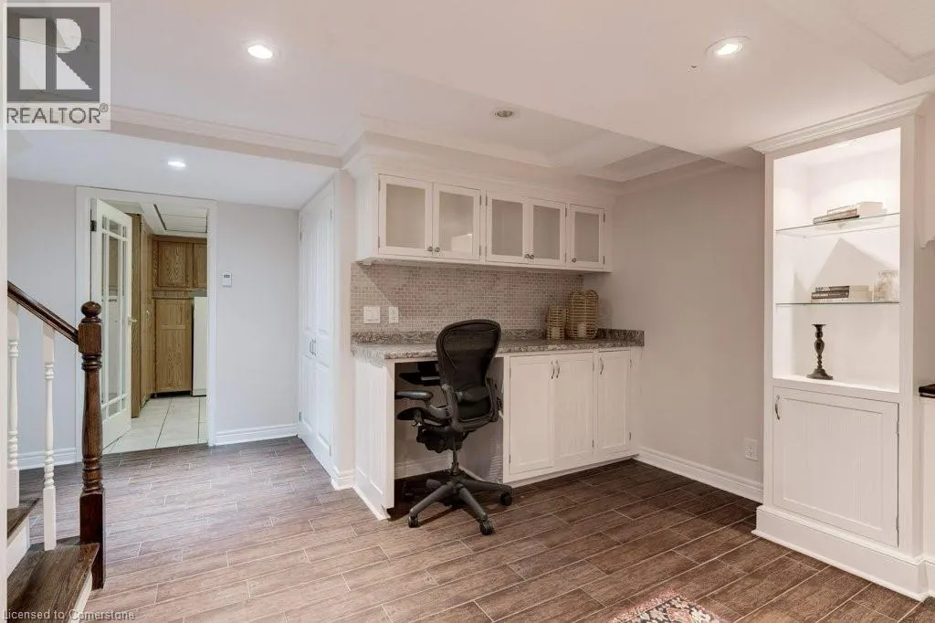 800 UPPER PARADISE Road Unit# 15, #15
