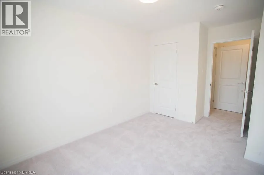 27 WAKELING Drive