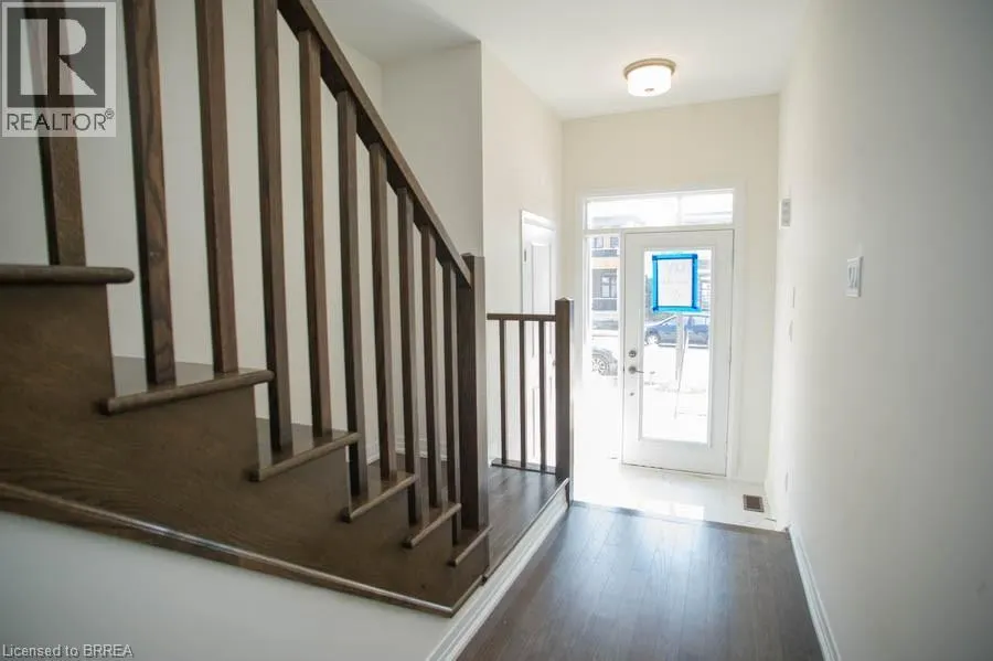 27 WAKELING Drive