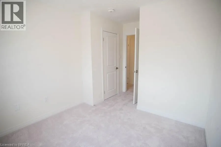 27 WAKELING Drive