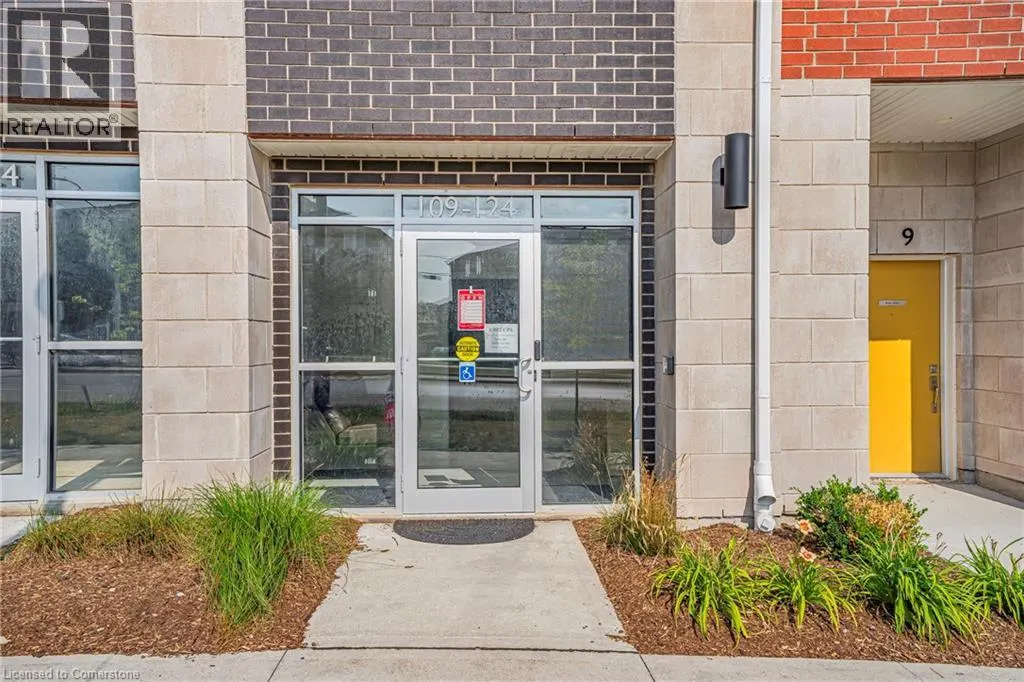 124 SEABROOK Drive Unit# 109, #109