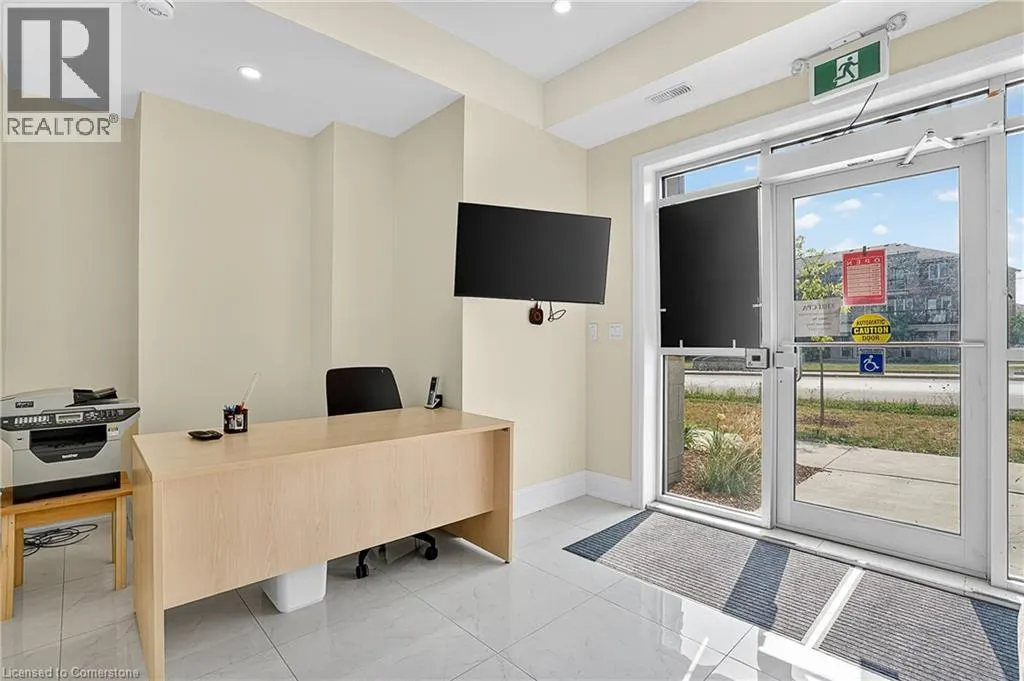 124 SEABROOK Drive Unit# 109, #109