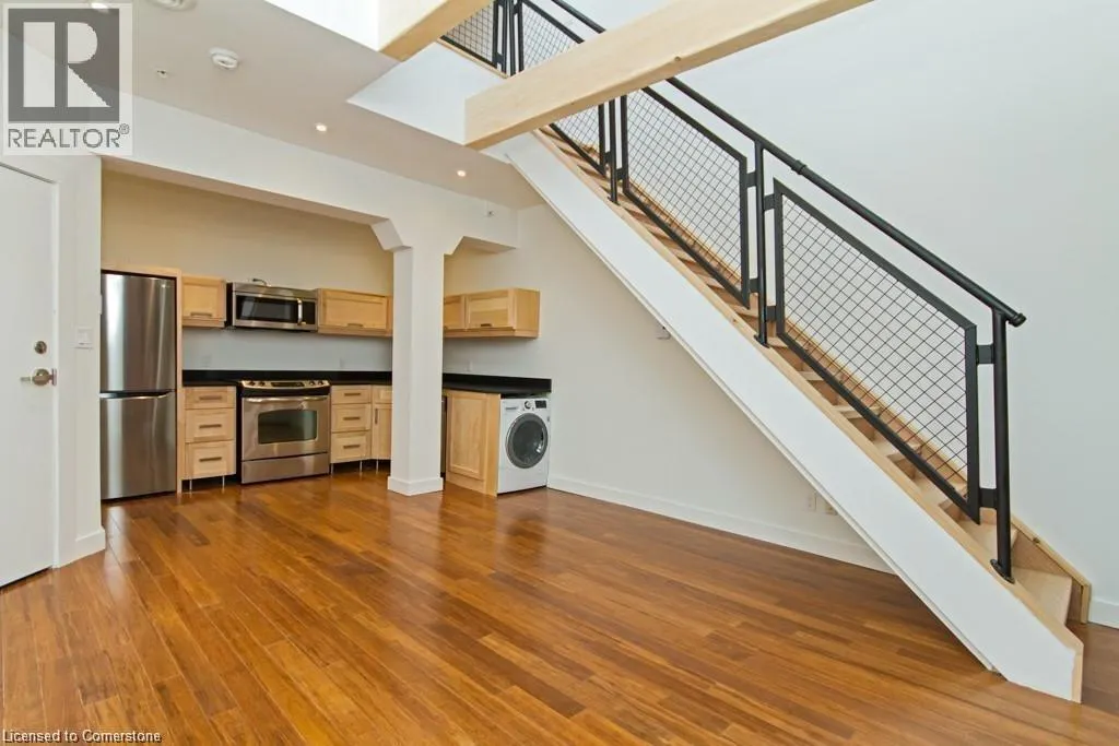 193 KING Street E Unit# 305, #305