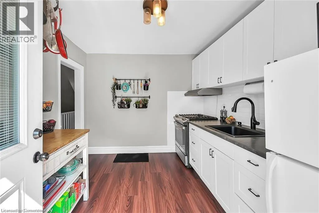 49 EAST BEND Avenue S