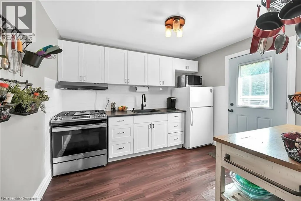 49 EAST BEND Avenue S