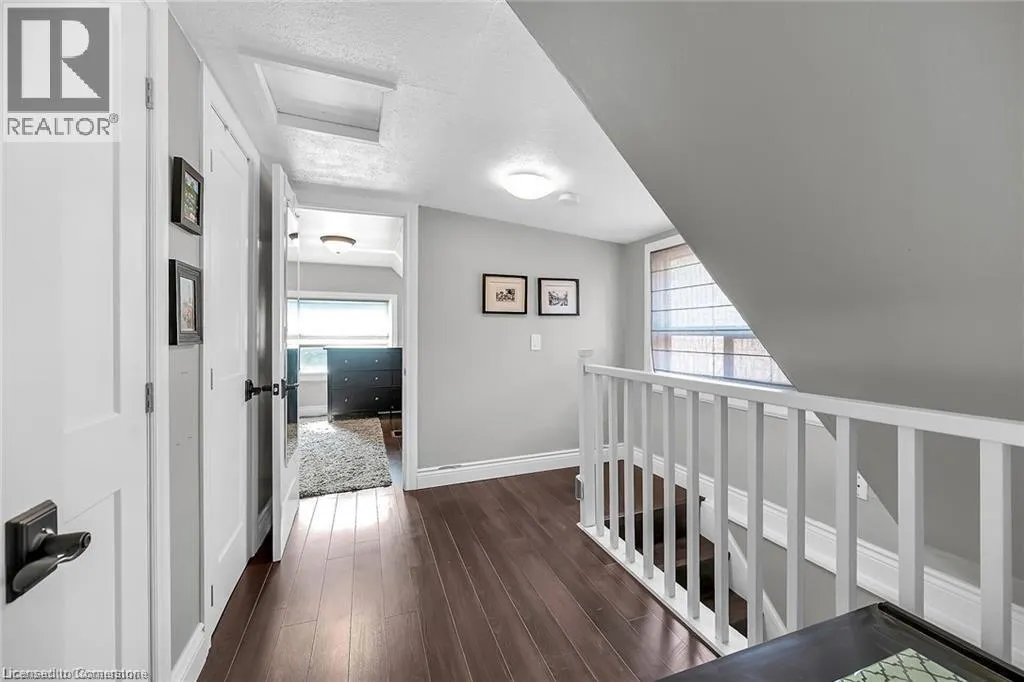 49 EAST BEND Avenue S