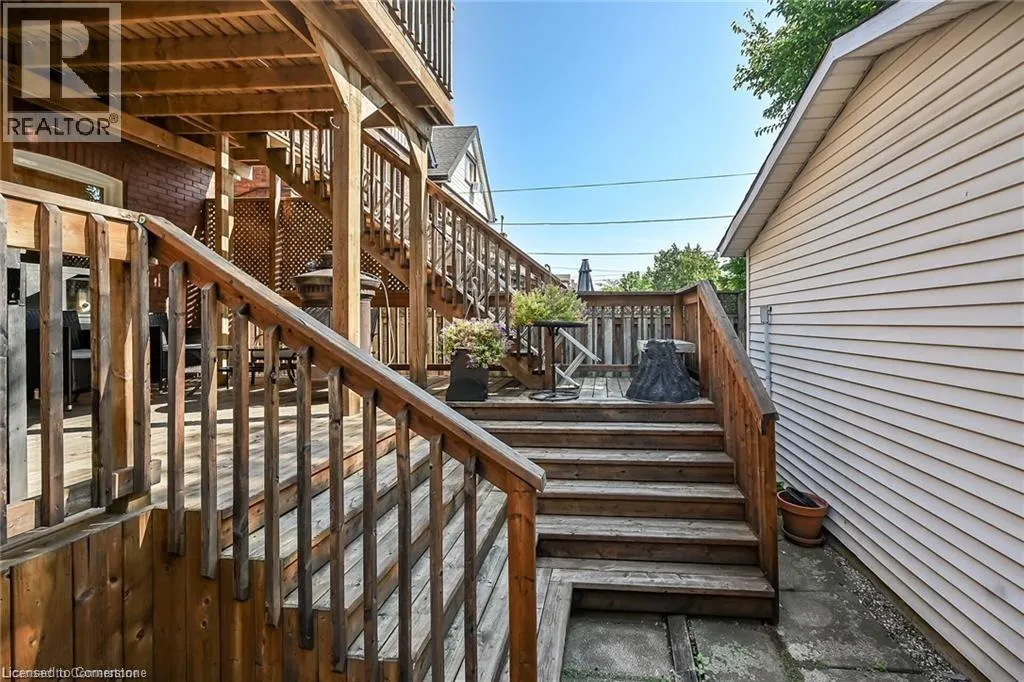 49 EAST BEND Avenue S
