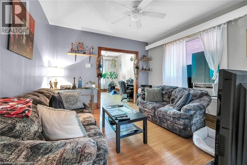 49 EAST BEND Avenue S