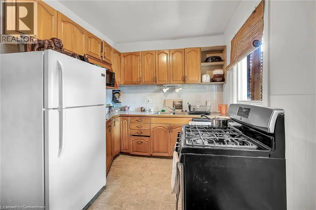 49 EAST BEND Avenue S