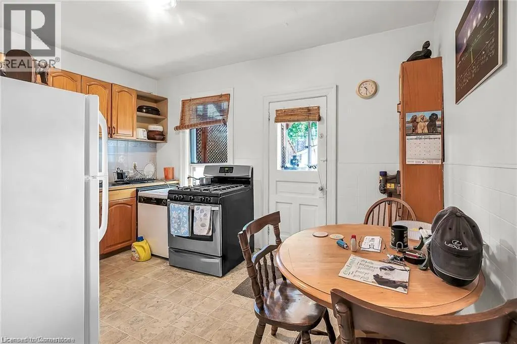 49 EAST BEND Avenue S