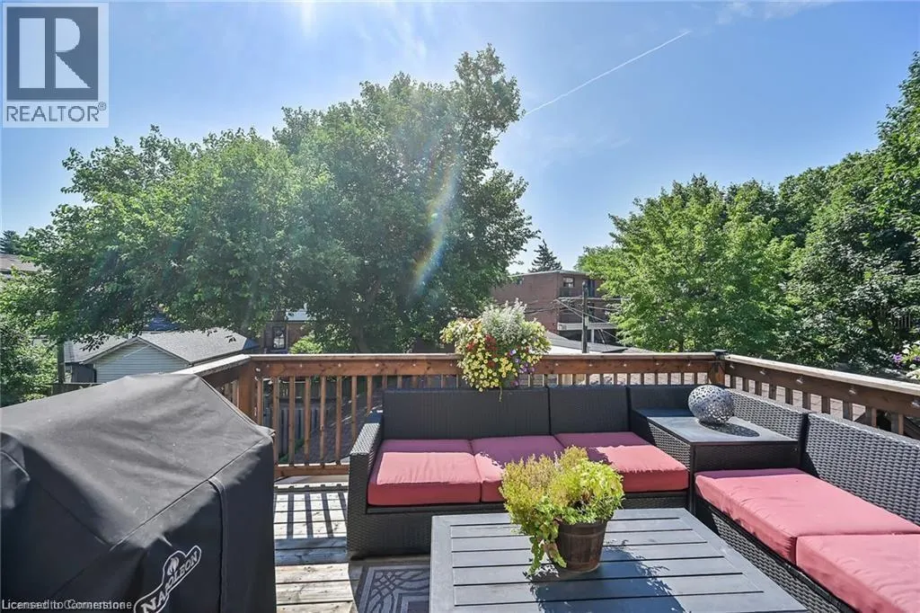 49 EAST BEND Avenue S