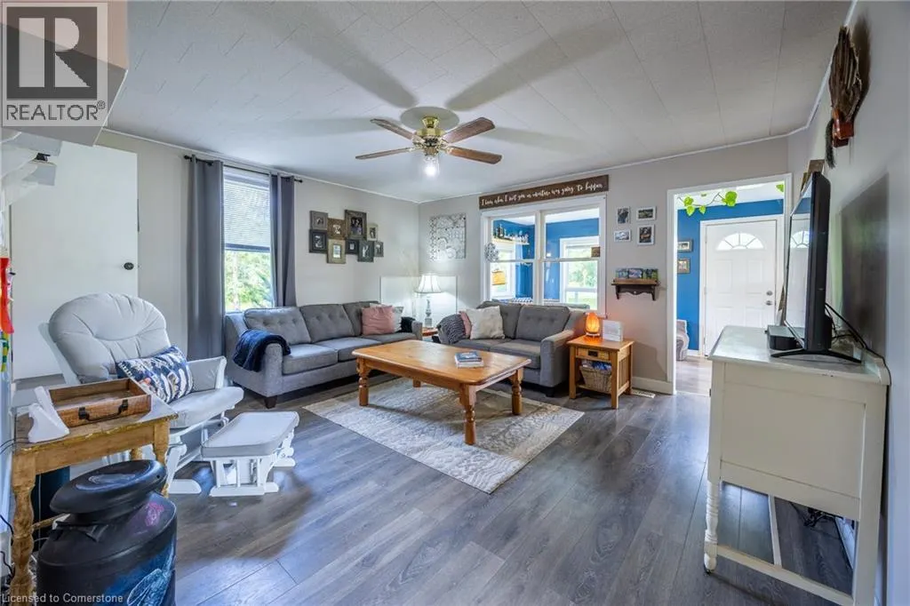 258 LYNN VALLEY Road