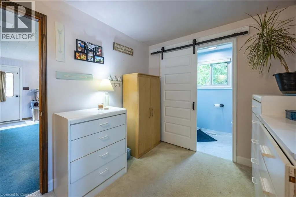 258 LYNN VALLEY Road