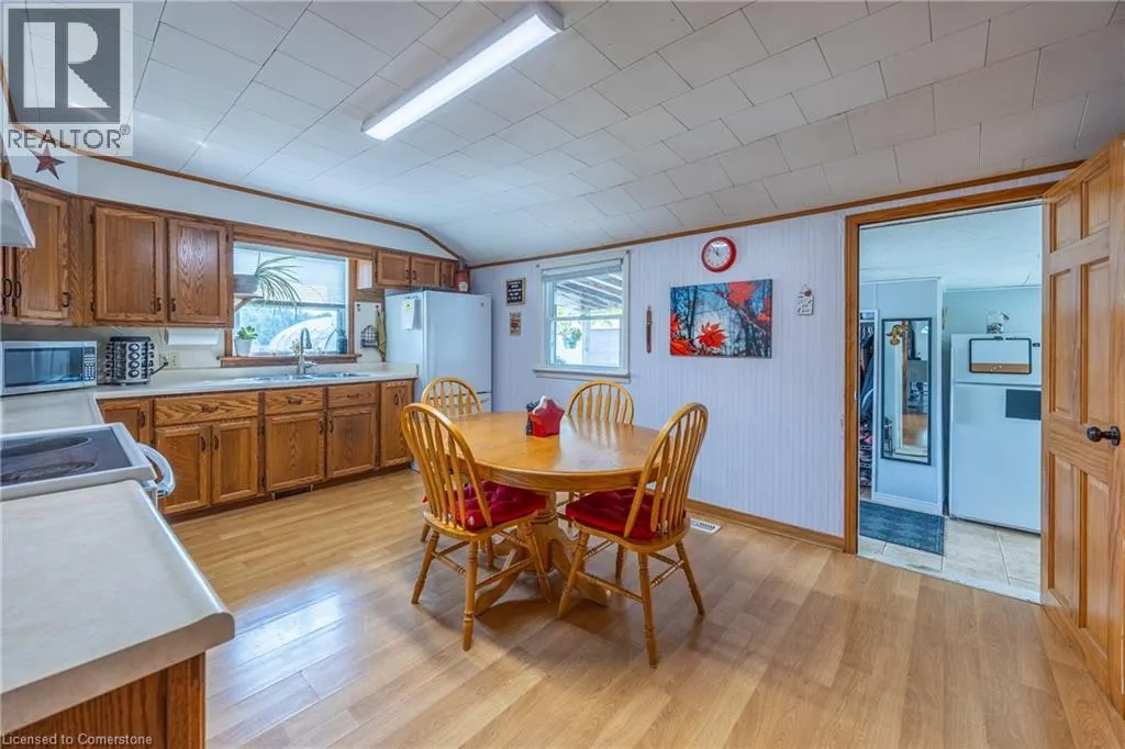 258 LYNN VALLEY Road