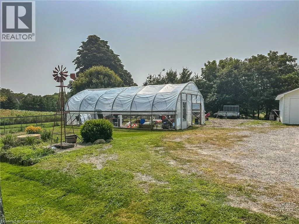 258 LYNN VALLEY Road