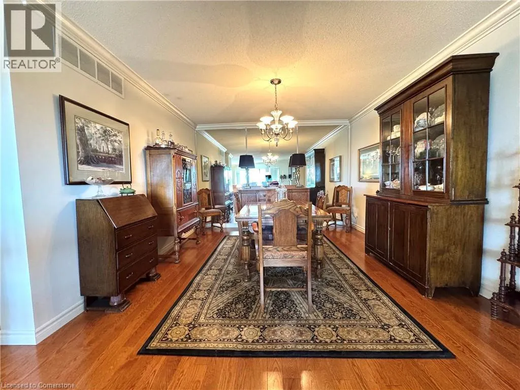 250 GLENRIDGE Drive Unit# 1103, #1103