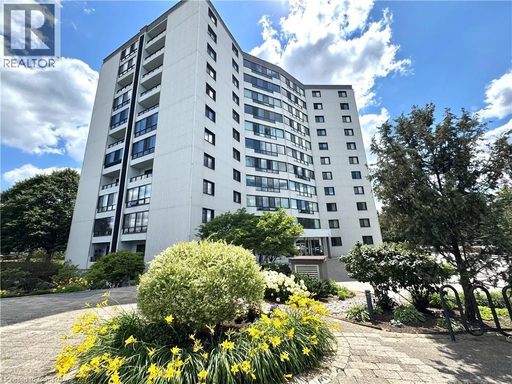 250 GLENRIDGE Drive Unit# 1103, #1103