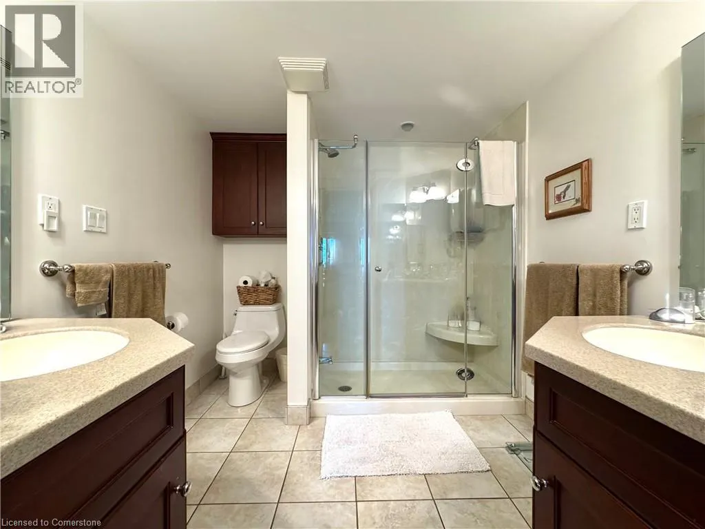 250 GLENRIDGE Drive Unit# 1103, #1103