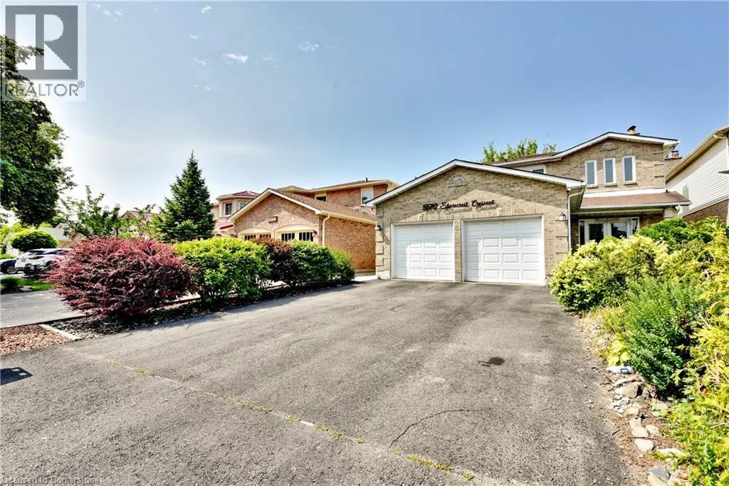 5570 SHORECREST Crescent