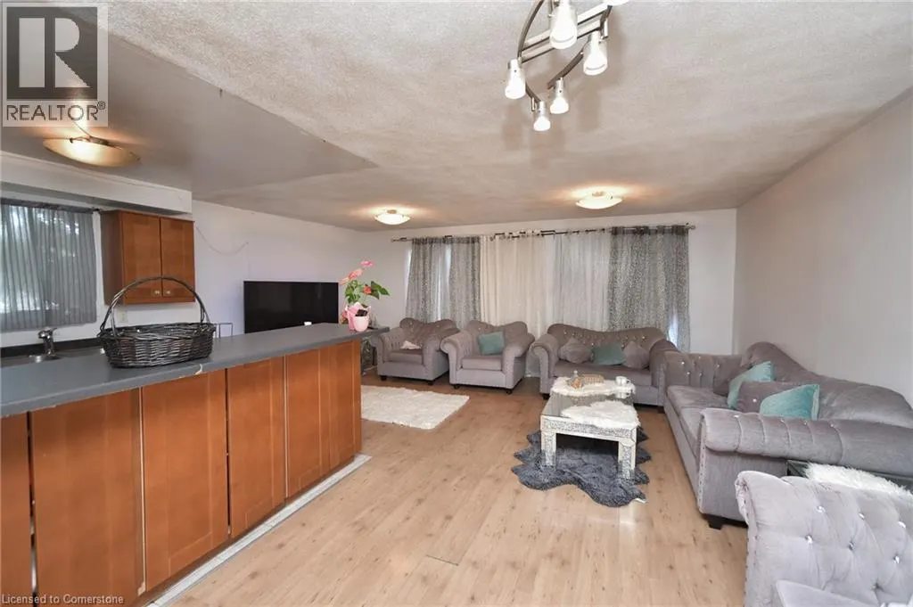 78 HORNING Drive