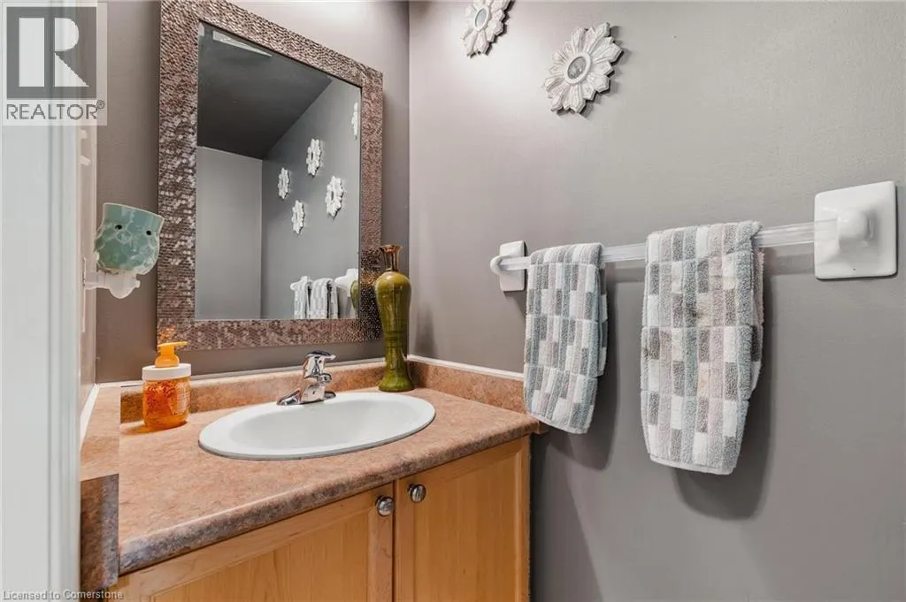 250 AINSLIE Street S Unit# 72, #72