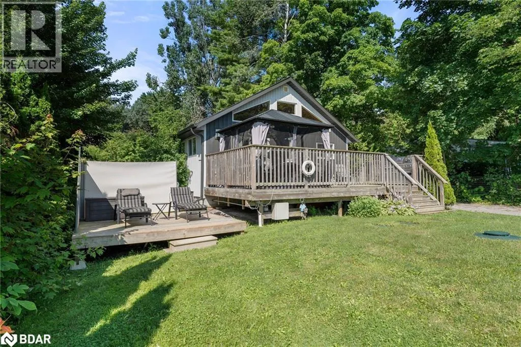 104 FULSOM Crescent