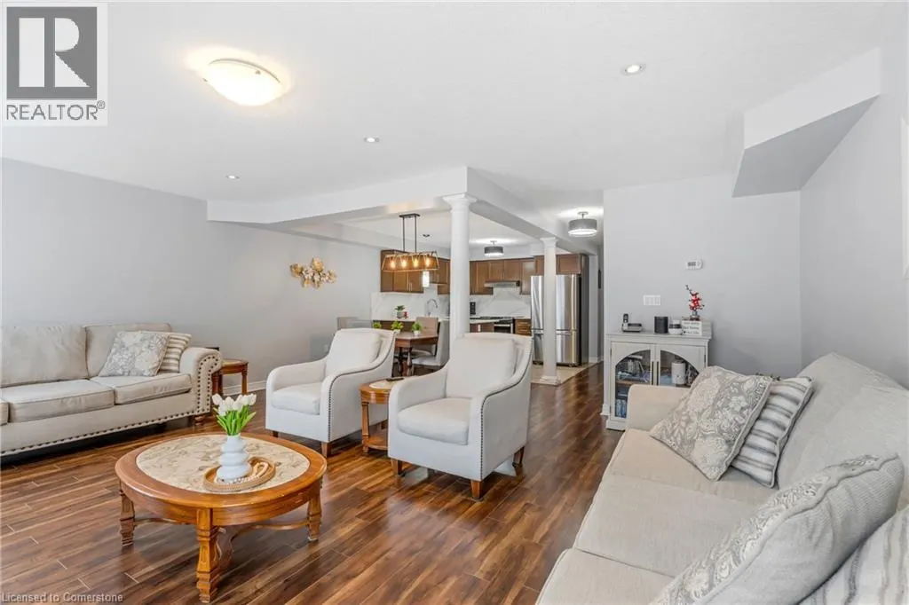 28 CHARLESWOOD CRESCENT Crescent
