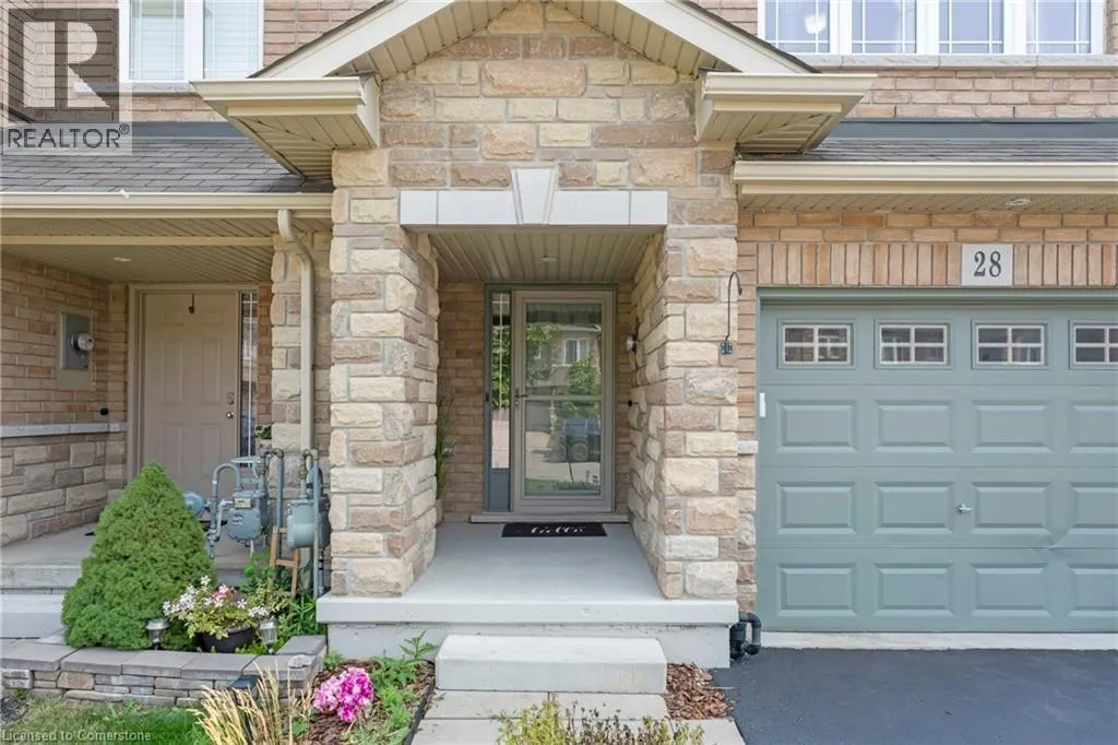 28 CHARLESWOOD CRESCENT Crescent