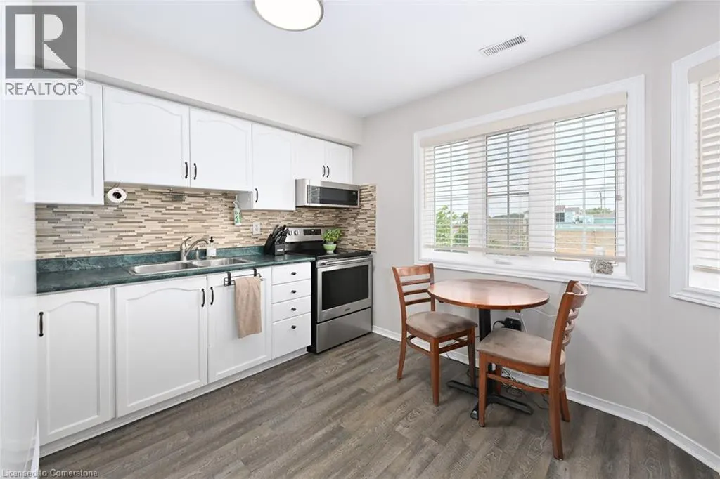 511 HIGHWAY 8 Street Unit# 209, #209