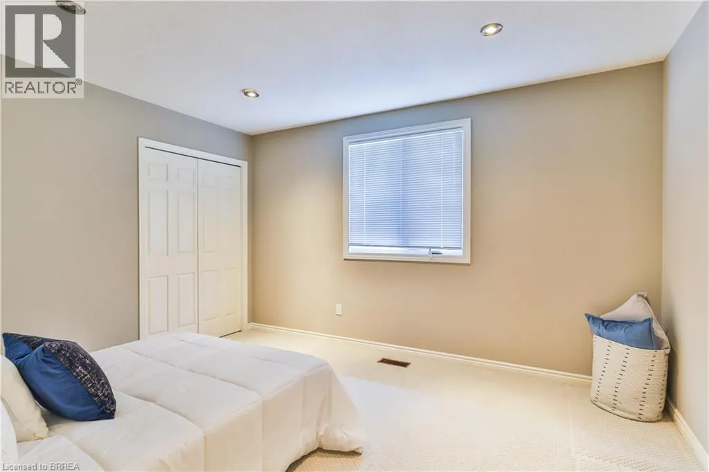 59 HIGHLAND Drive