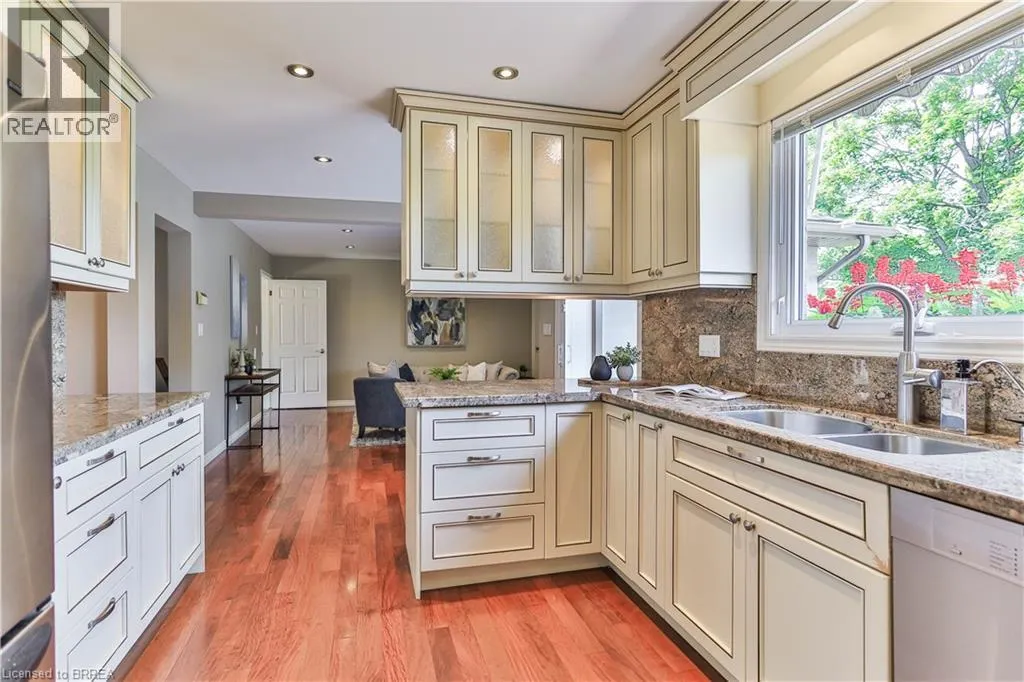 59 HIGHLAND Drive