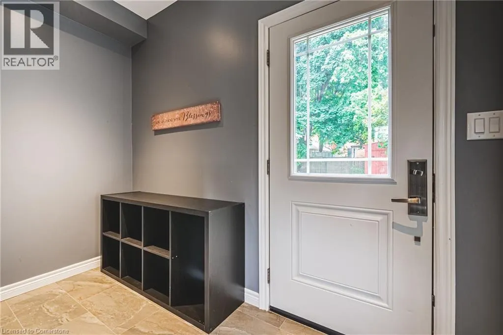 25 ORCHARD Hill