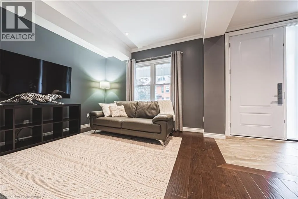 25 ORCHARD Hill