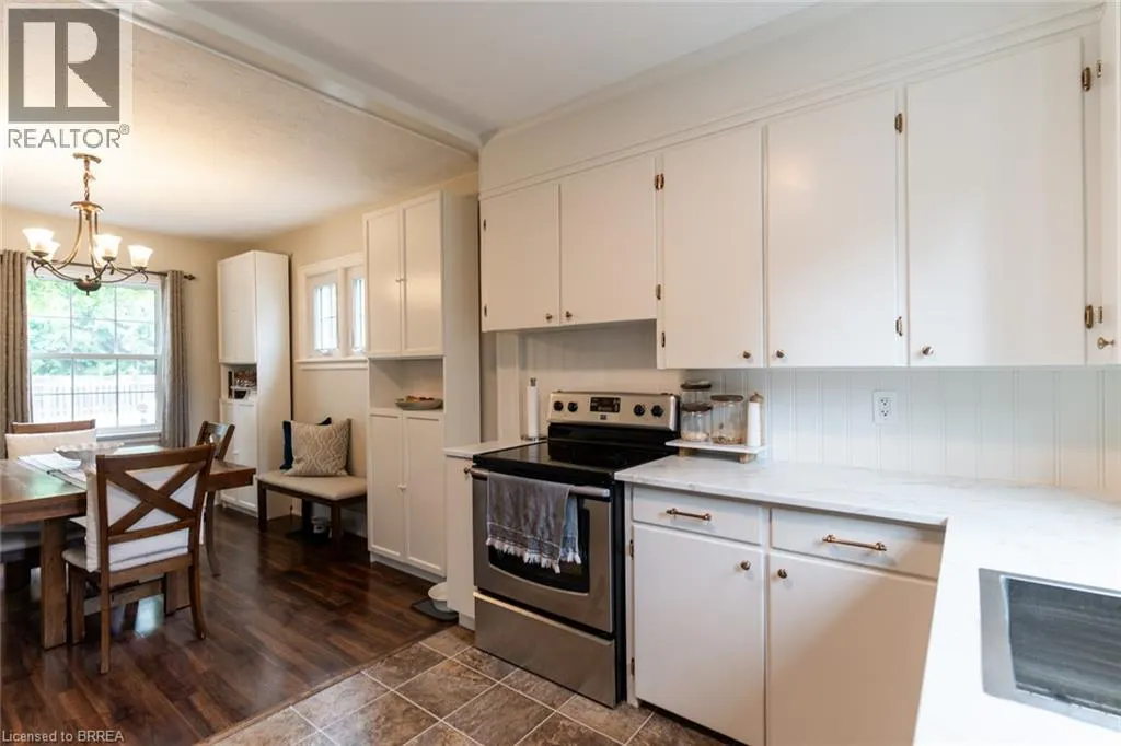 124 WALNUT Street