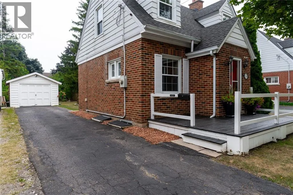 124 WALNUT Street