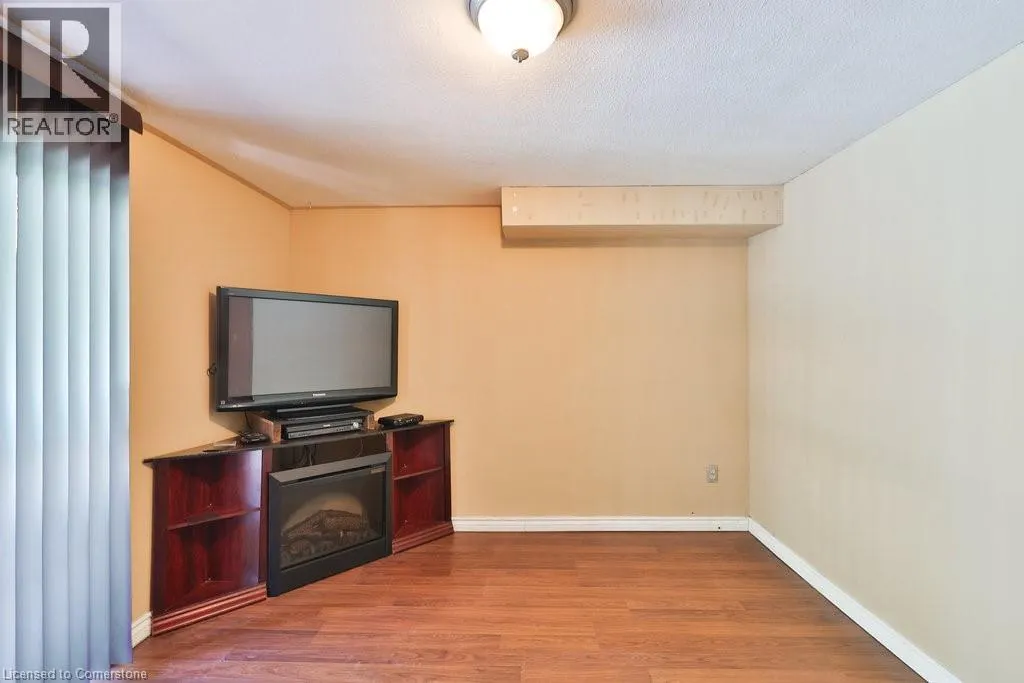 37 SUNRISE Crescent