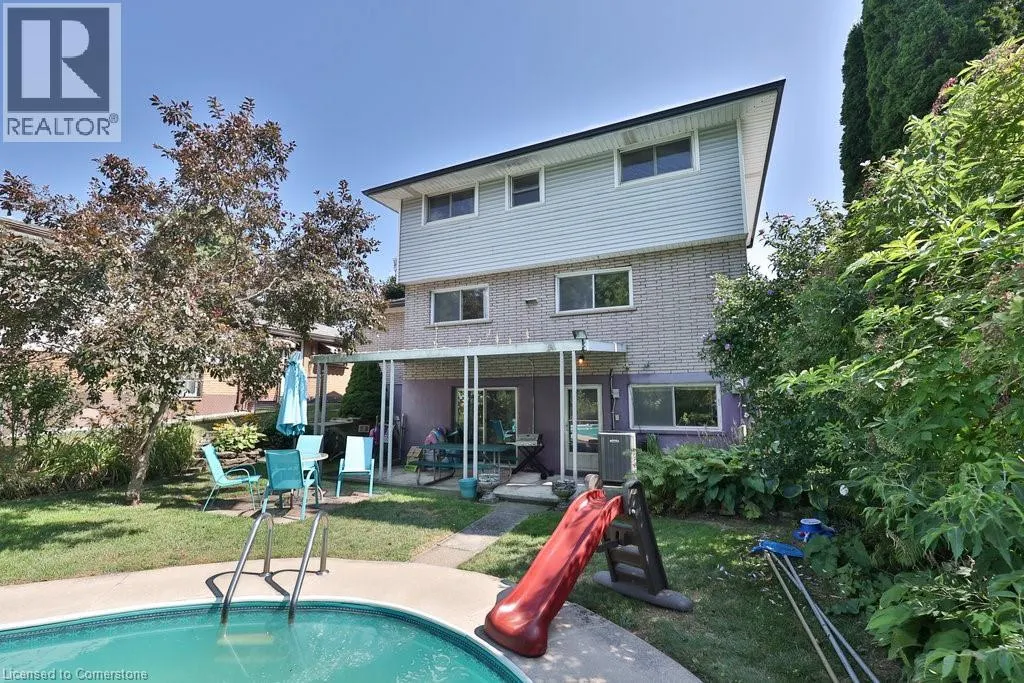 37 SUNRISE Crescent
