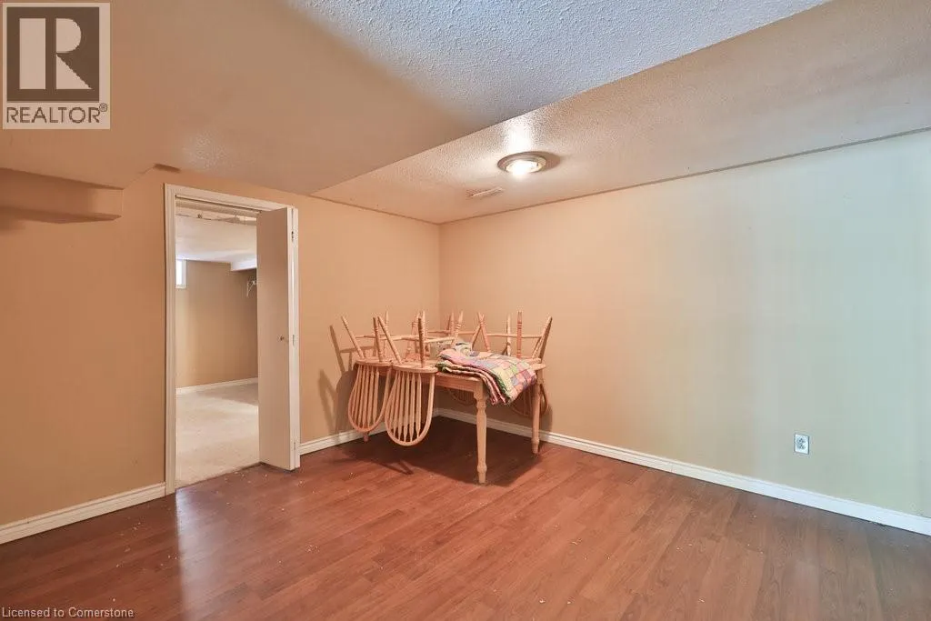 37 SUNRISE Crescent