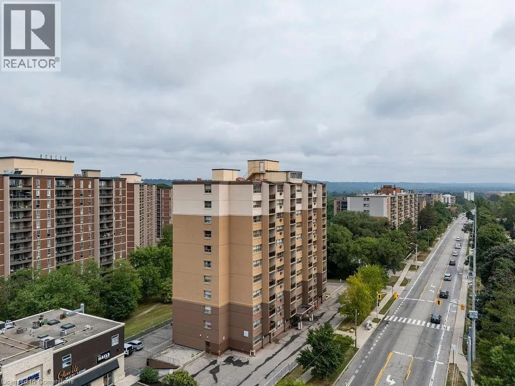1950 MAIN Street W Unit# 202, #202