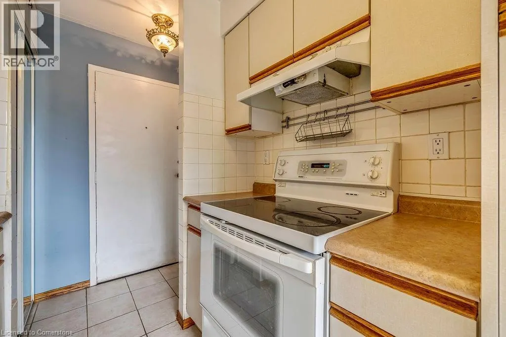1950 MAIN Street W Unit# 202, #202