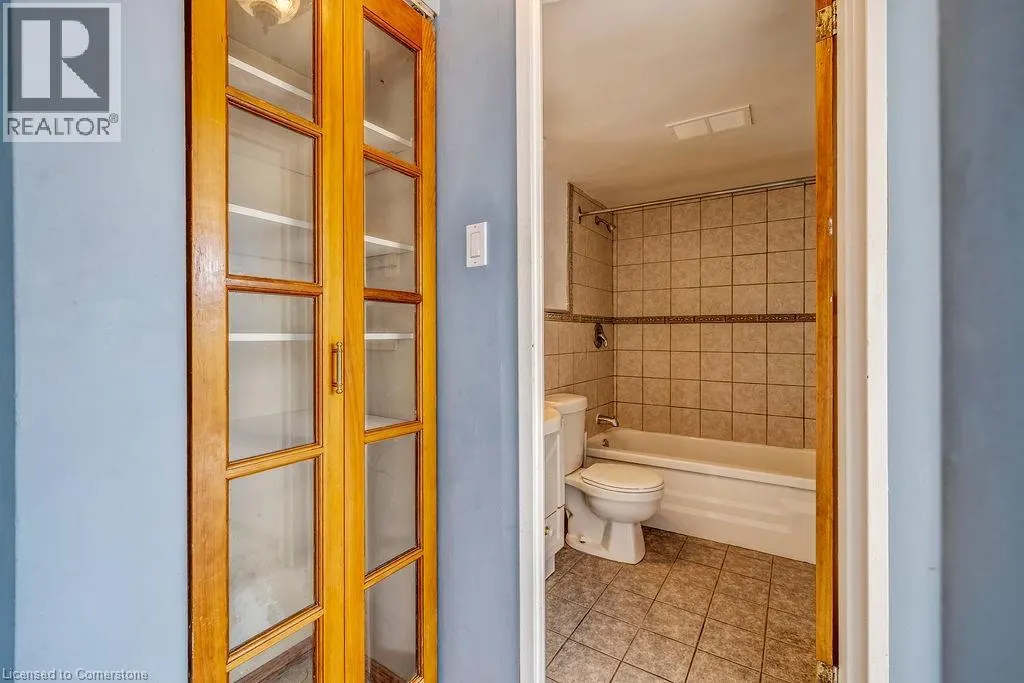 1950 MAIN Street W Unit# 202, #202