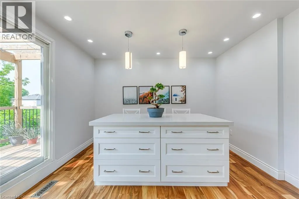 2356 STRAWFIELD Court