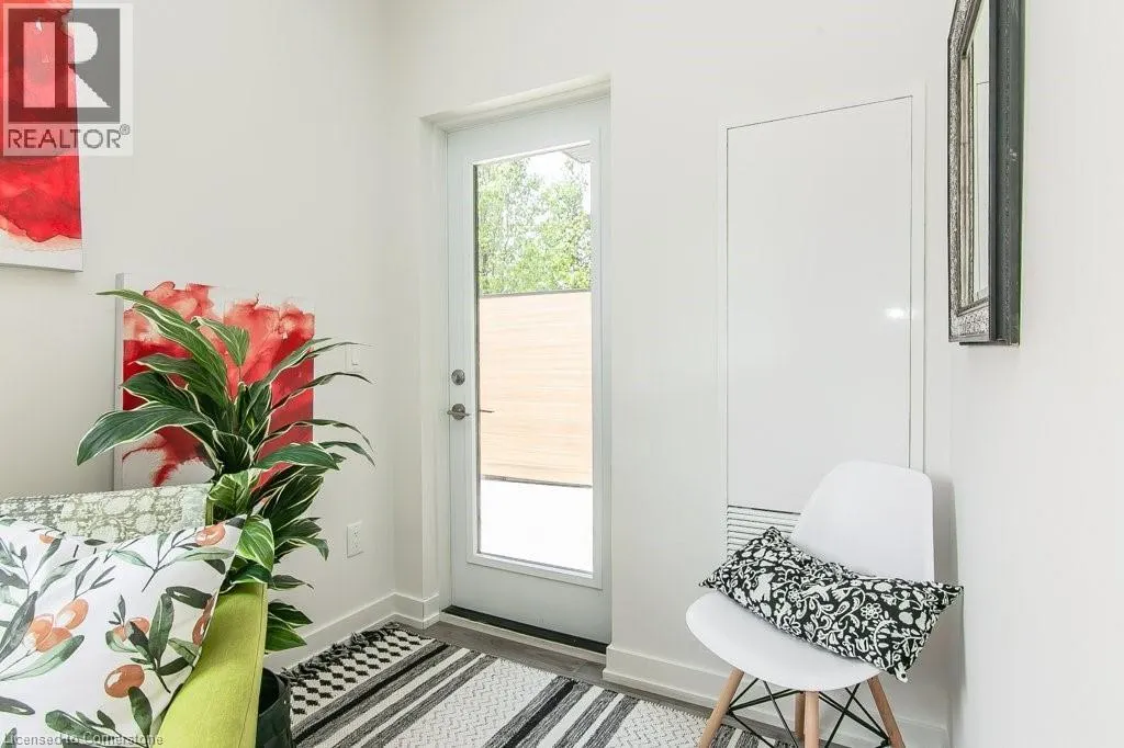 251 NORTHFIELD Drive E Unit# 102, #102