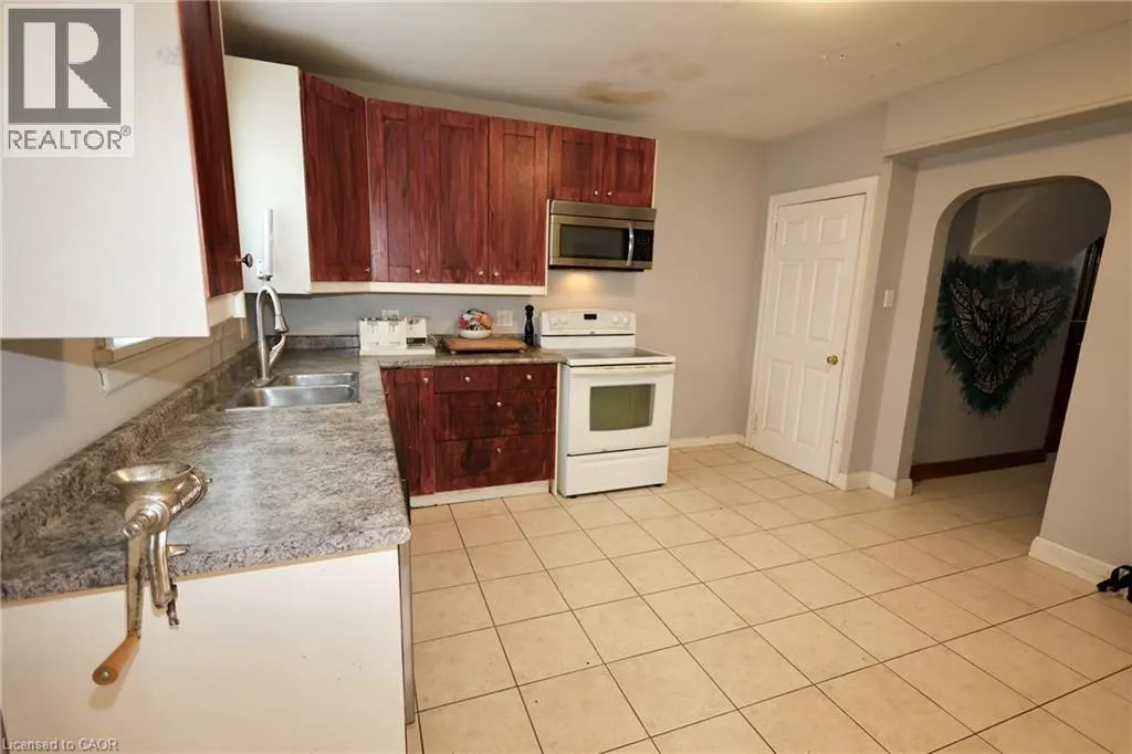 429 ERB Street W