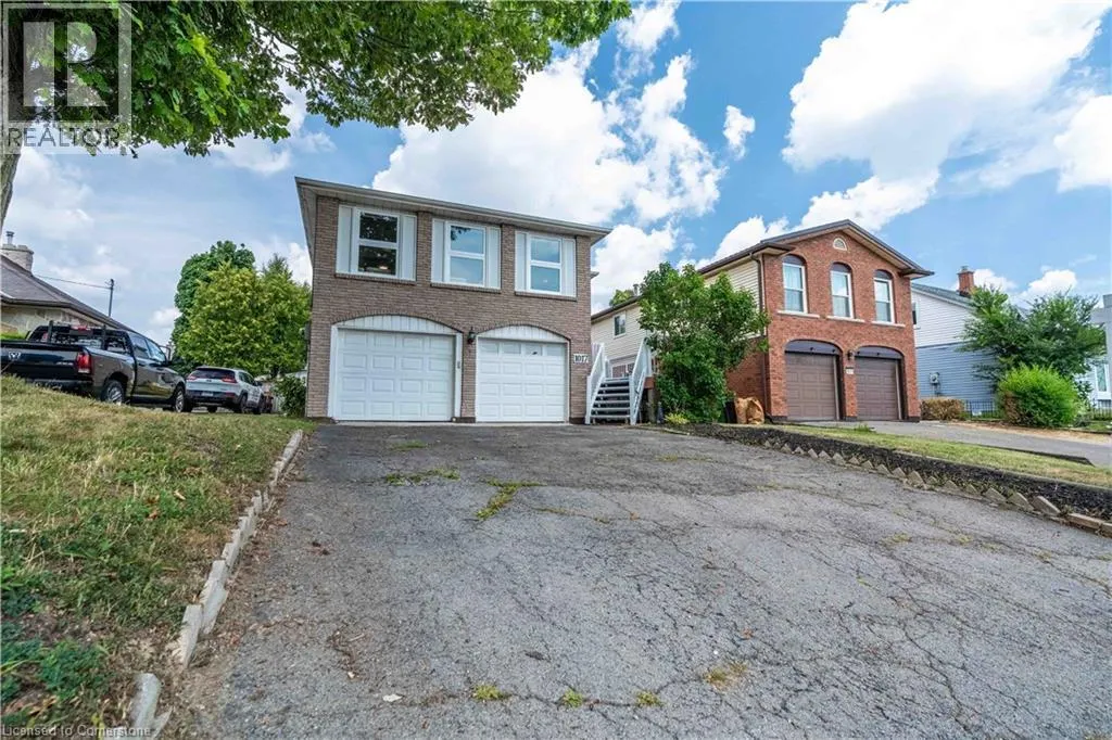 1017 STONE CHURCH Road E