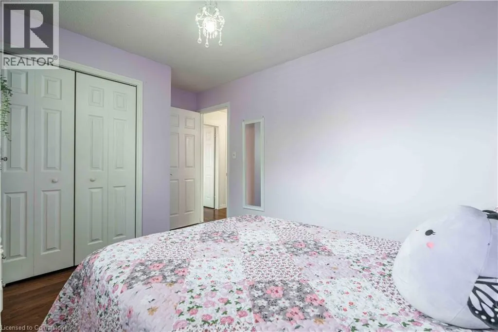 1017 STONE CHURCH Road E