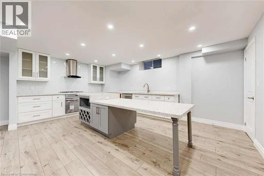 7 RIESLING Court